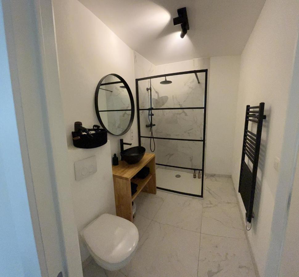 De Flat - Licht En Luxueus Appartement Bij Het Zuid Antuérpia Exterior foto